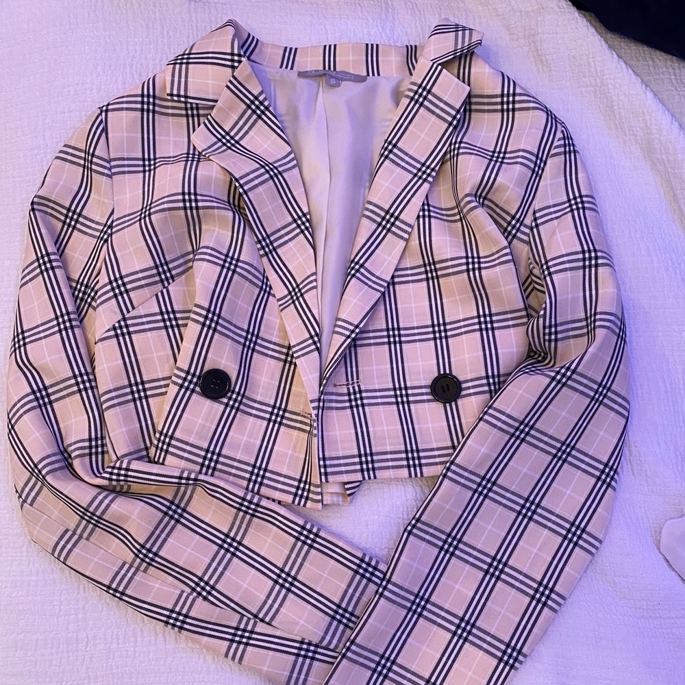 PINK CROPPED BLAZER